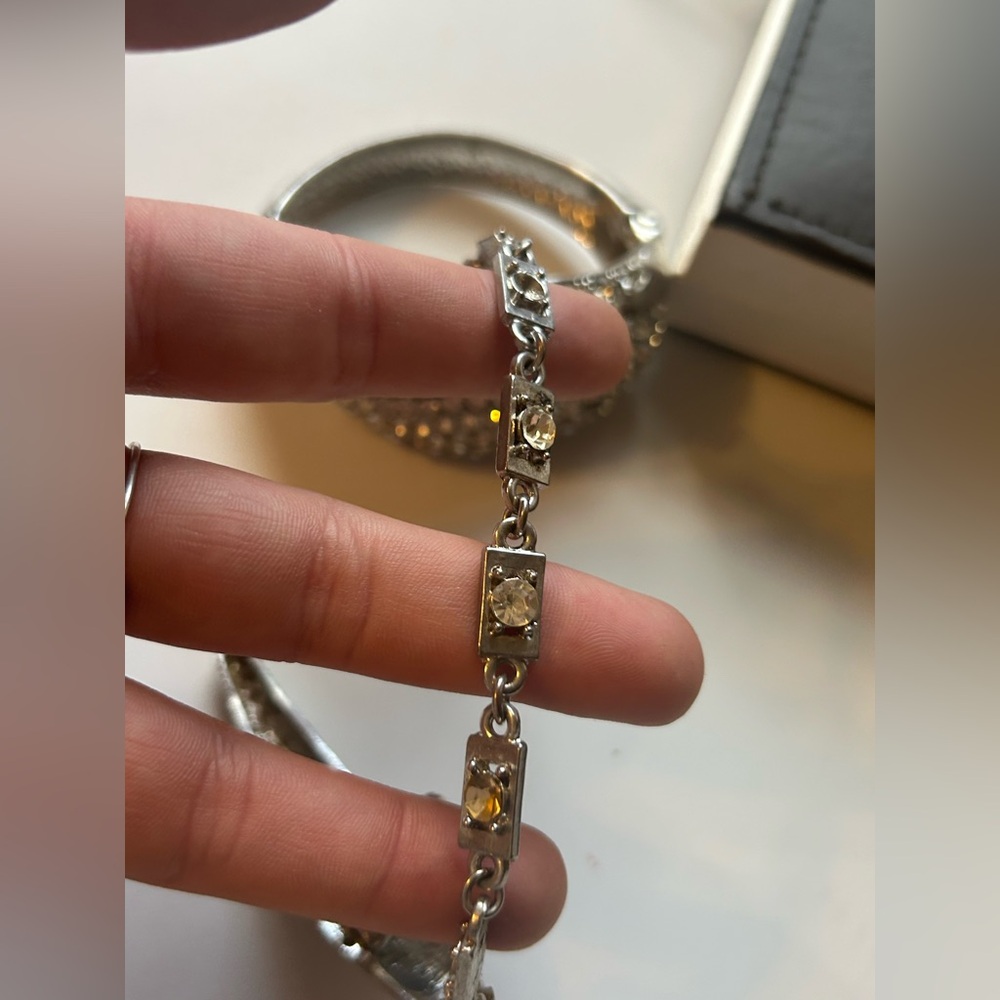 Vintage Hand Chain Rhinestone Bracelet and Ring Statement Silver Glam Jewelry - Picture 13 of 14